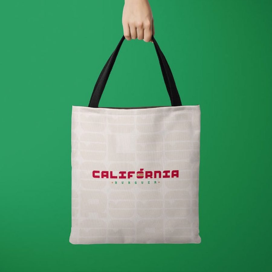 Sacola com a marca Califórnia Burguer